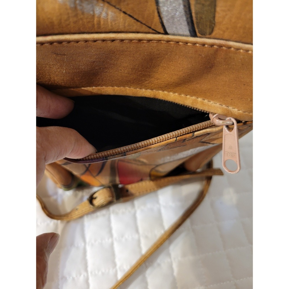 VTG Unique Hand Painted Abstract Art Leather‎ Crossbody Purse Tan Strap 70s 80s - Picture 6 of 10